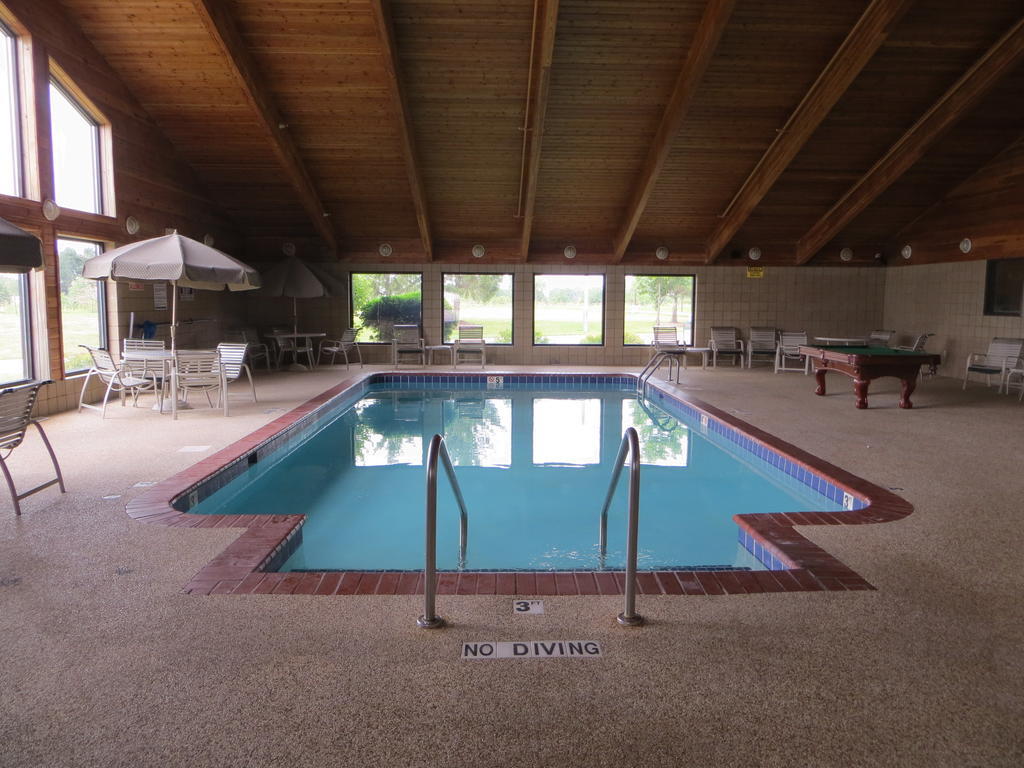 Super 8 By Wyndham Davenport Exterior foto